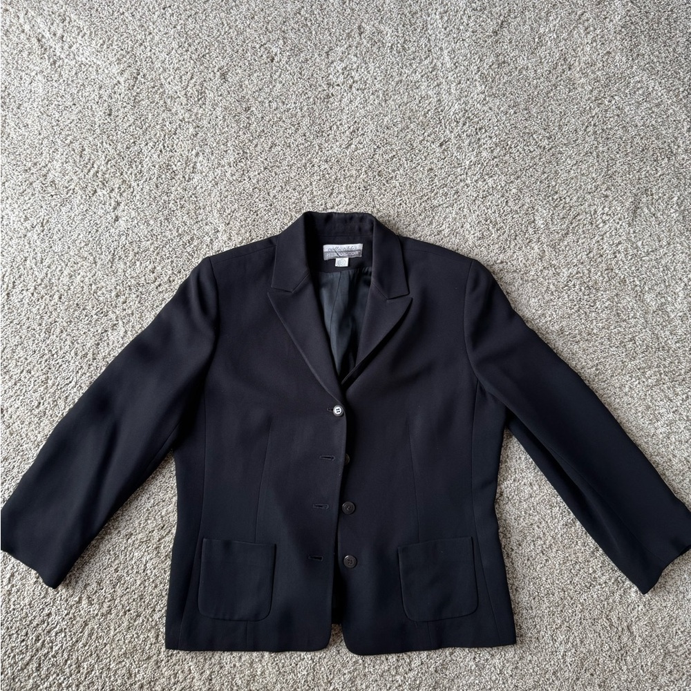 Vintage Petite Sophisticate Classic Black Suit Jacket (34)